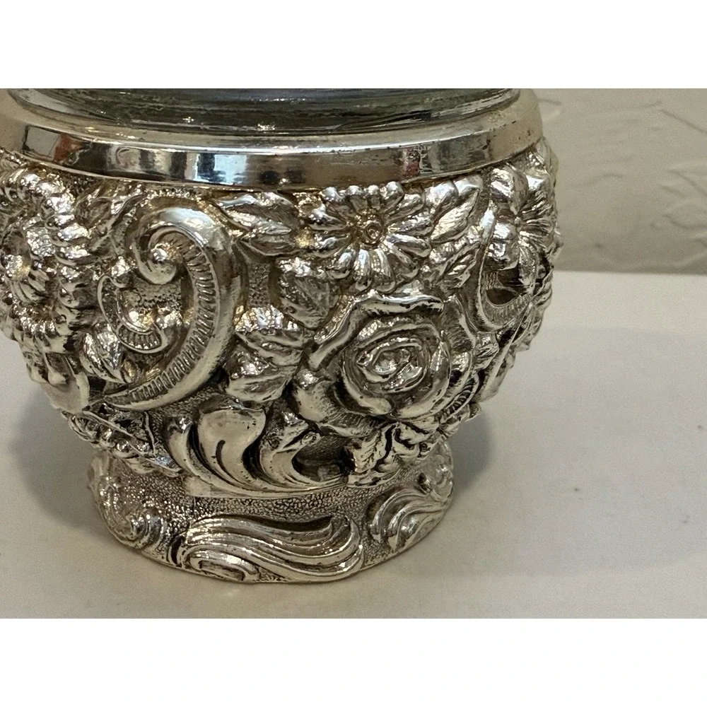Harrison Fisher Sugar Bowl HF-0917 Silver Plated Floral Sugar/Condiment Repousse